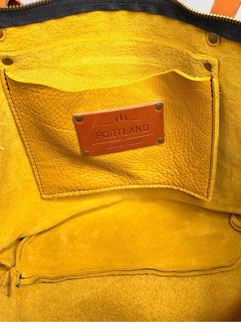 Portland Leather Goods Large Pomello Tote with Tan Handles - Picture 8 of 9